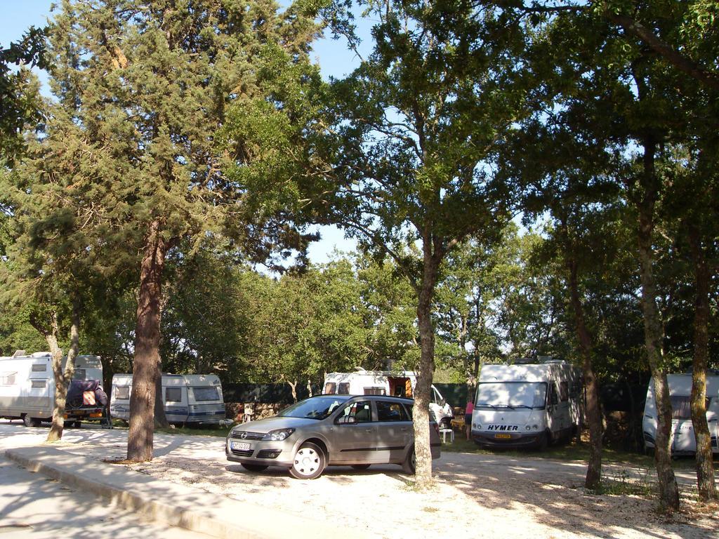 Villaggio Camping Bosco Selva อัลเบโรเบลโล ภายนอก รูปภาพ