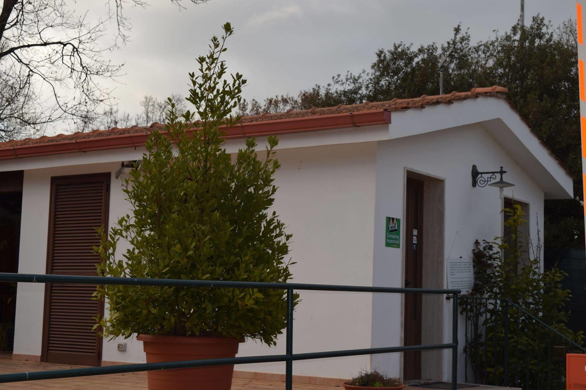 Villaggio Camping Bosco Selva อัลเบโรเบลโล ภายนอก รูปภาพ