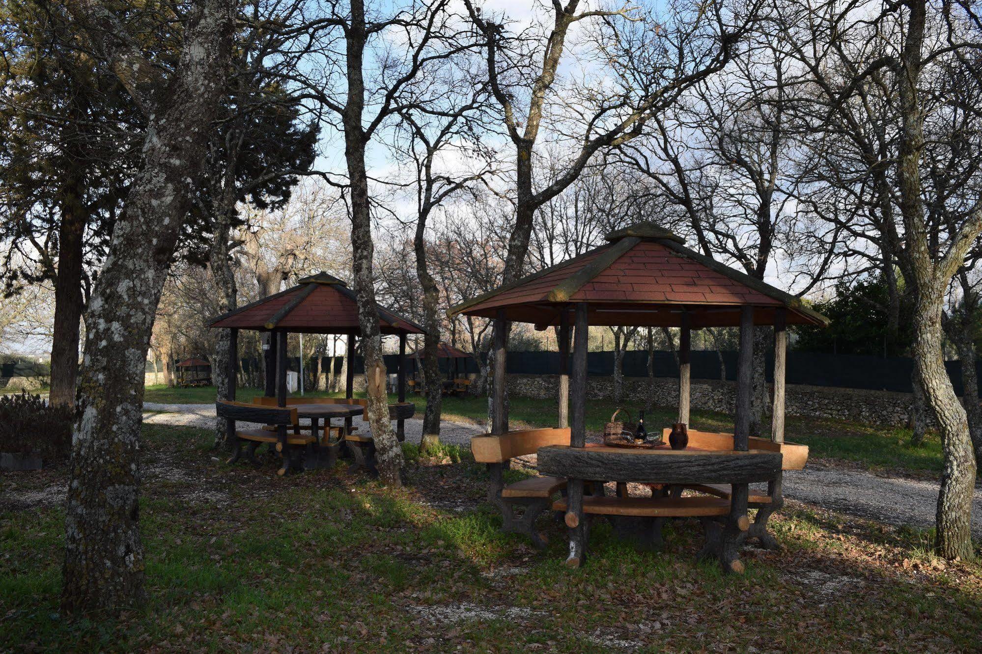 Villaggio Camping Bosco Selva อัลเบโรเบลโล ภายนอก รูปภาพ